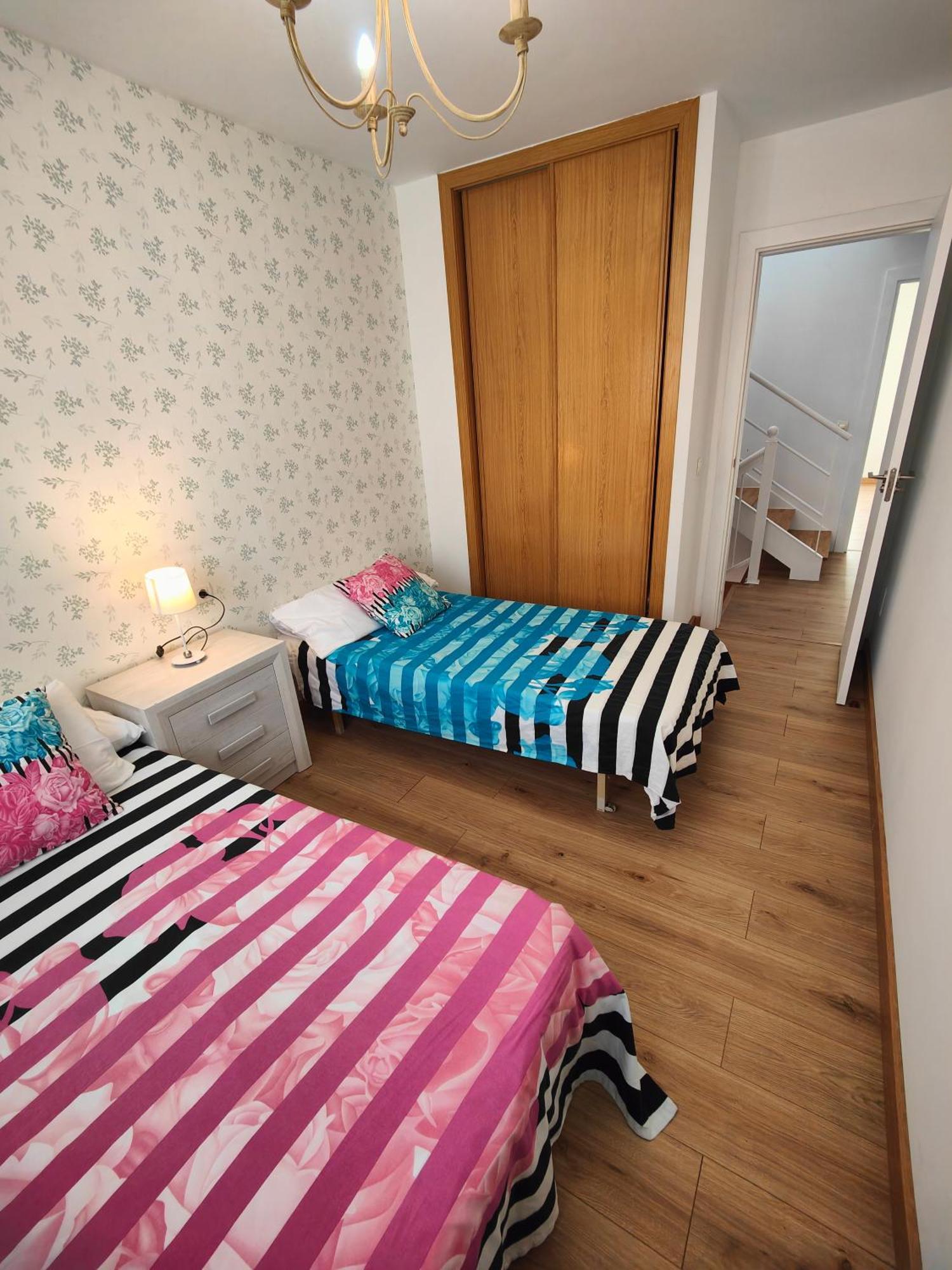 Chalet Con Wifi , Ps4 , Garaje, 5 Dormitorios, 3 Banos, Сантьяго-де-Компостела Экстерьер фото
